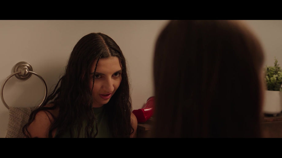 Elana Bohm- Teen Dramoedy